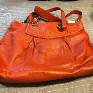 NWT ASHLEY LEATHER CARRYALL COACH ORANGE HANDBAG